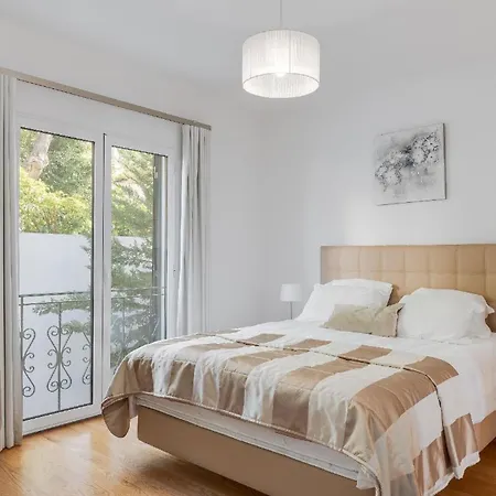Ferienhaus Fuer 6 Personen Und 2 Kinder In Funchal, Madeira Und Umgebung *