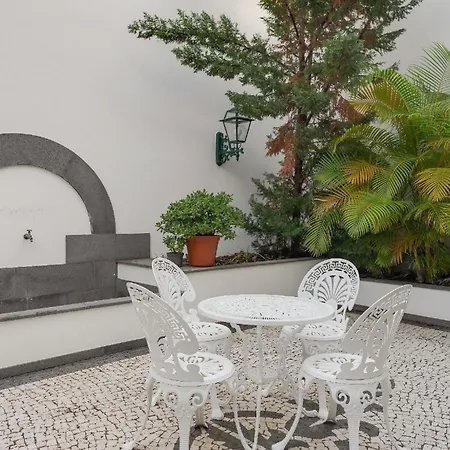 Ferienhaus Fuer 6 Personen Und 2 Kinder In Funchal, Madeira Und Umgebung Holiday home Funchal (Madeira)
