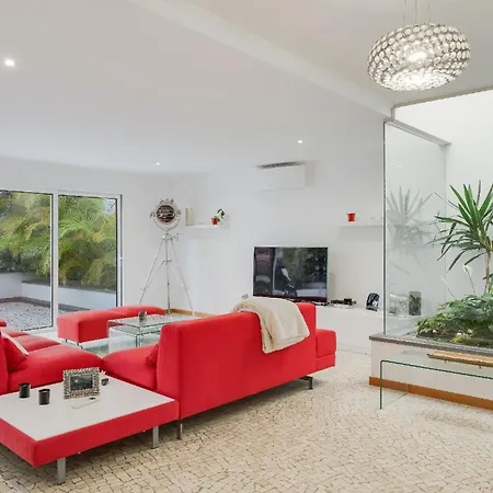 Ferienhaus Fuer 6 Personen Und 2 Kinder In Funchal, Madeira Und Umgebung * Funchal (Madeira)